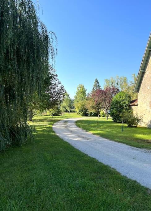 Charmante Maisonette A Arconnay Kültér fotó